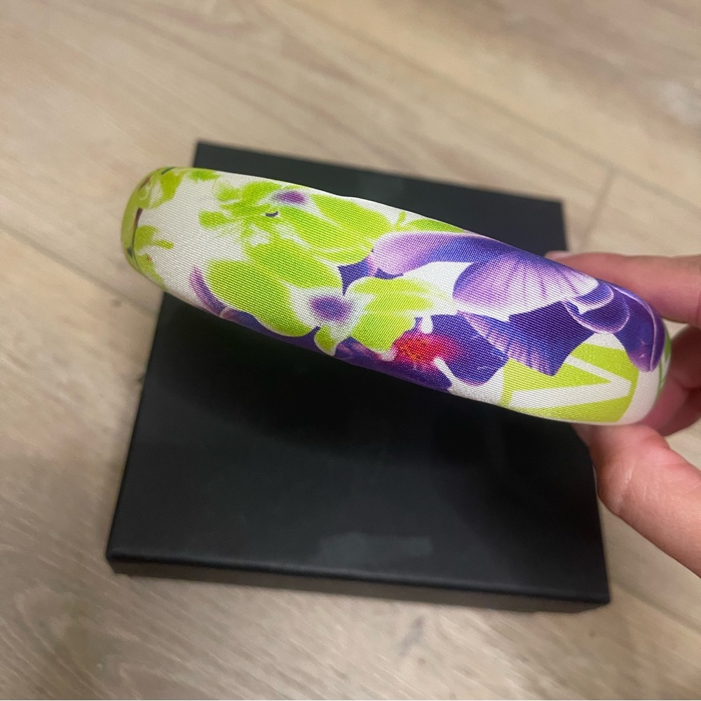 NIB Versace headband